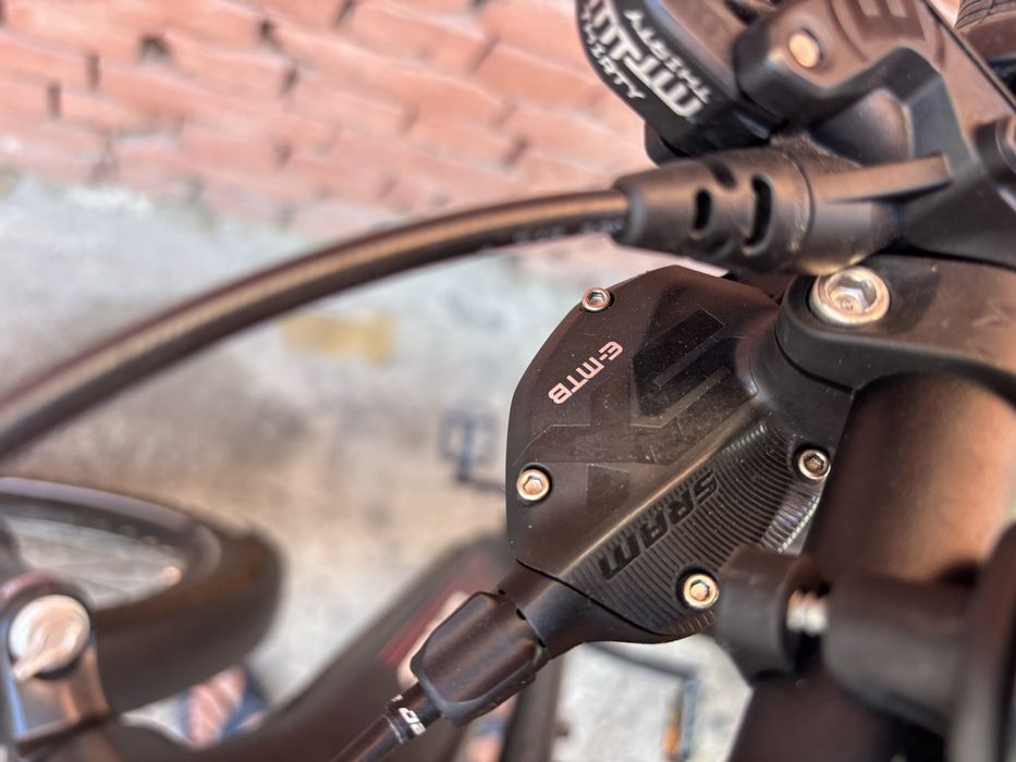 Електрически велосипед Corratec 27.5 цола