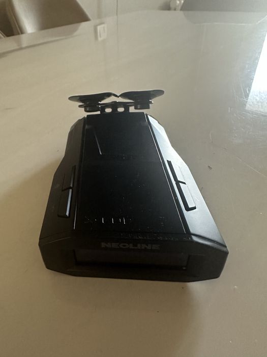 Продается антирадар Neoline 7700s black