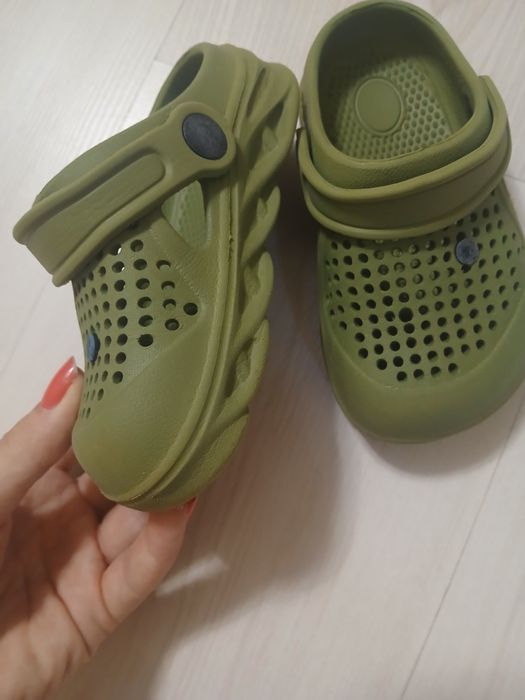 Детски зелени чехли