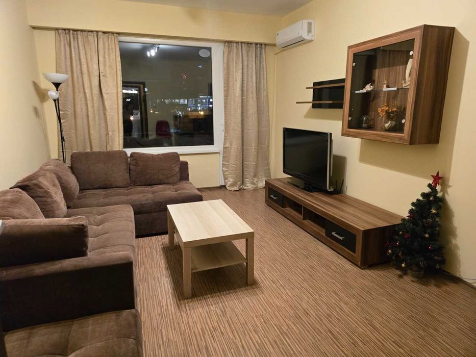 Дава се под наем Тристаен апартамент в София, Изток - 80 кв.м за 867 € - Снимка #3