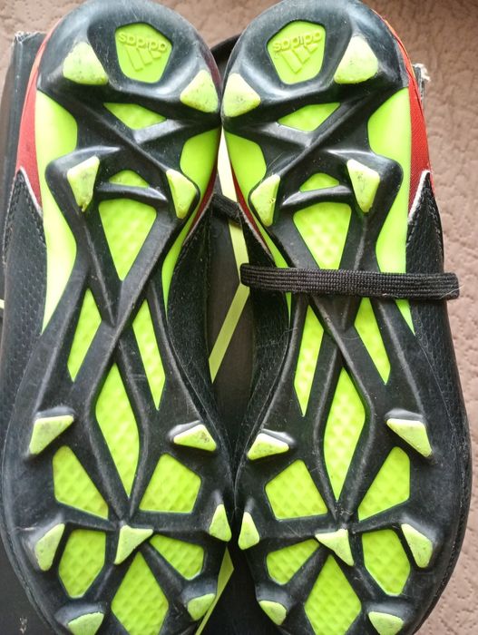 Бутонки Adidas Messi