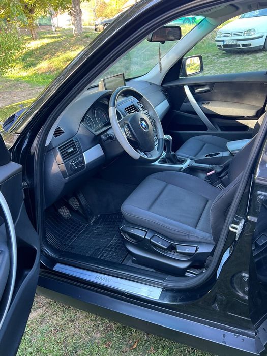 BMW X3 Vând BMW X3 E83 X-drive