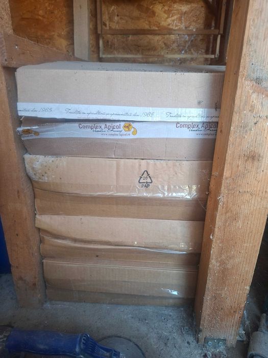 Inventar apicol format din lazi cu cat 3/4