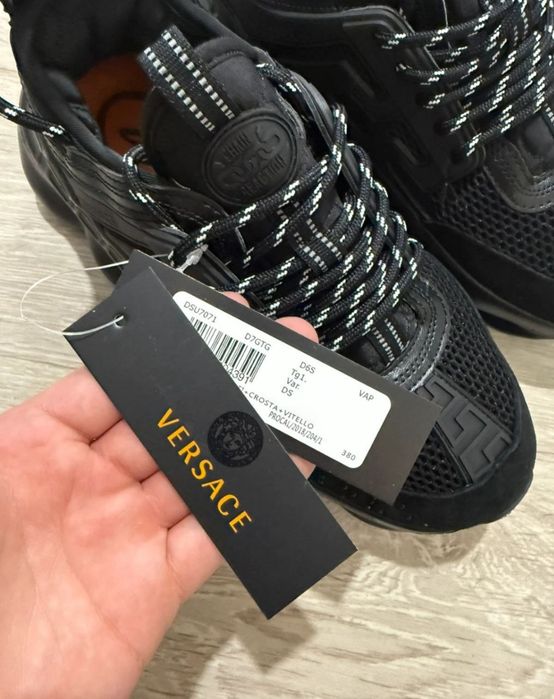 Versace Chain Reaction