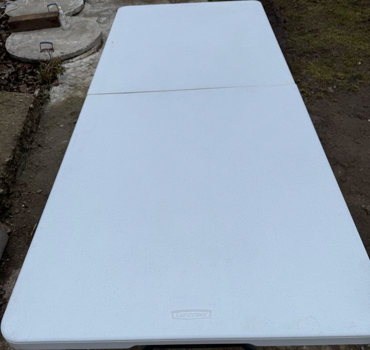 De vanzare mese pliabile pentru gradina sau targuri