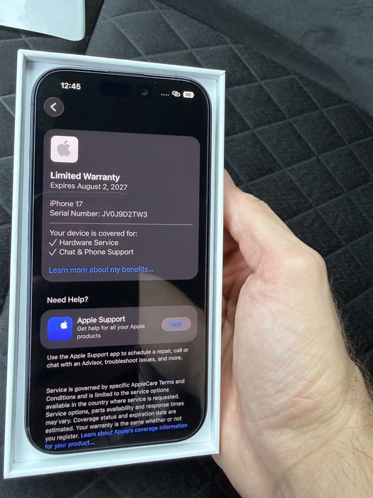 Vand iphone 17 nou desfacut doar pentru activare