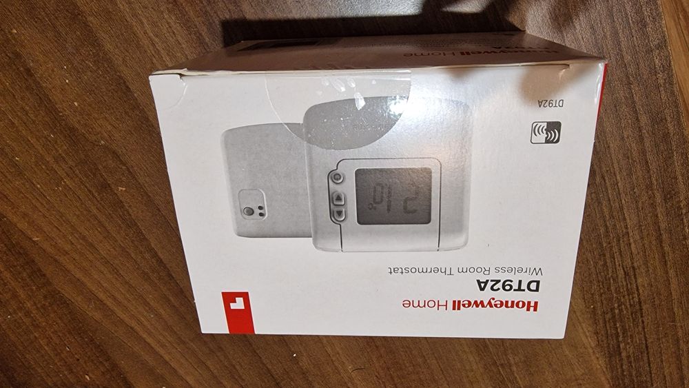 Termostat WIFI HONEYWELL Home DT 92, nou, sigilat