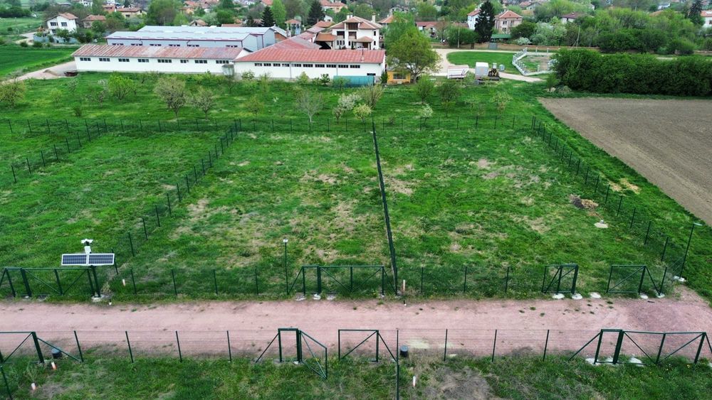 Продава се Парцел в с. Лесново, Област София-област - 700 кв.м за 77 €/кв.м - Снимка #3