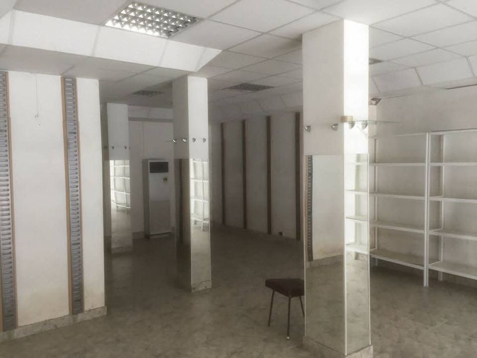 Дава се под наем Магазин в Лом - 70 кв.м за 348.84 € - Снимка #4