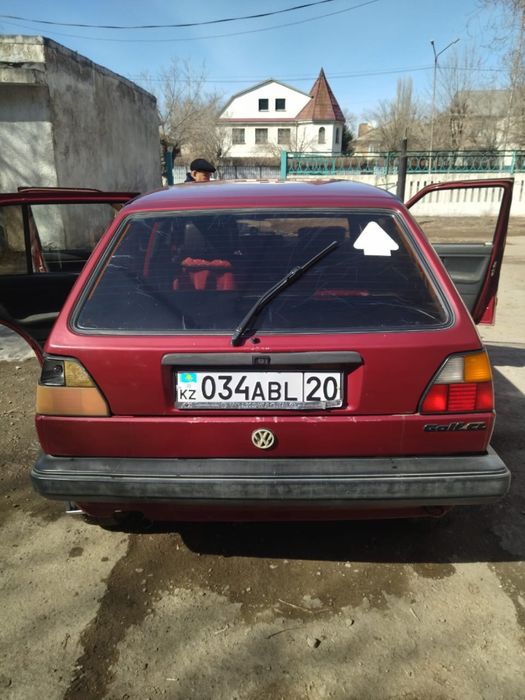 Volkswagen golf 2