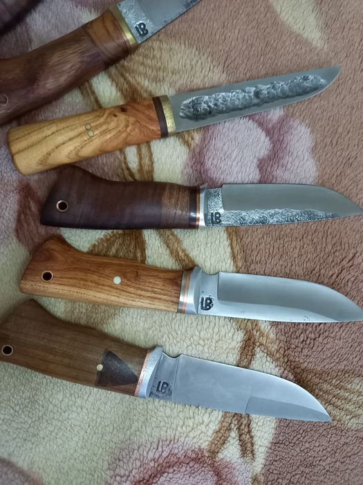 Ножи кухонные.  .