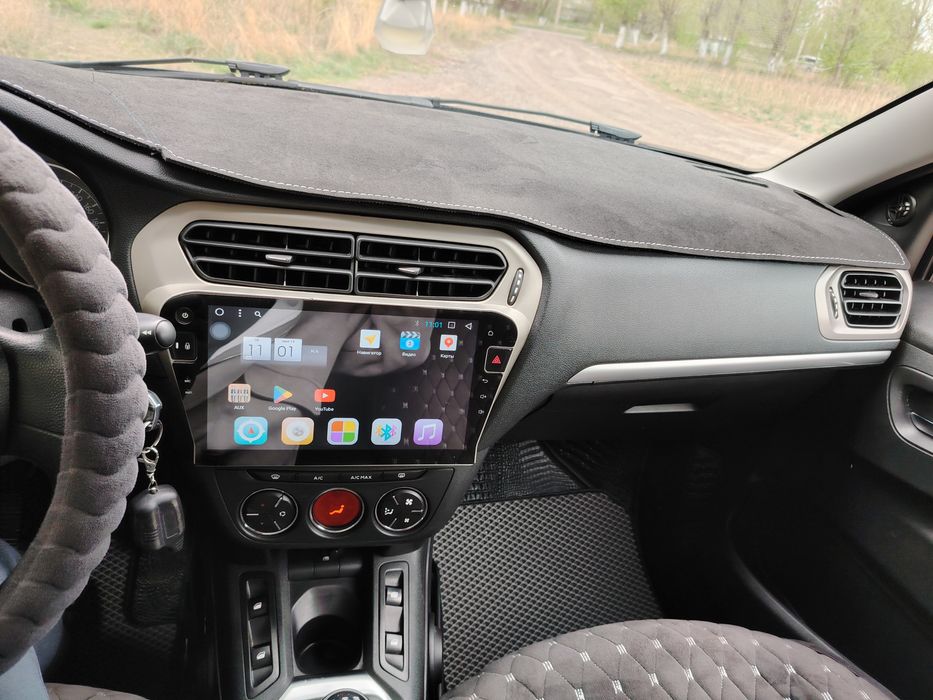 Продам автомобиль Peugeot 301