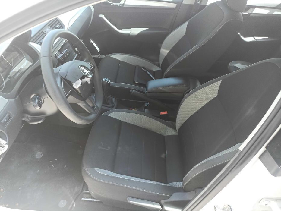 Шкода Рапид / Skoda Rapid 1.0I - на части