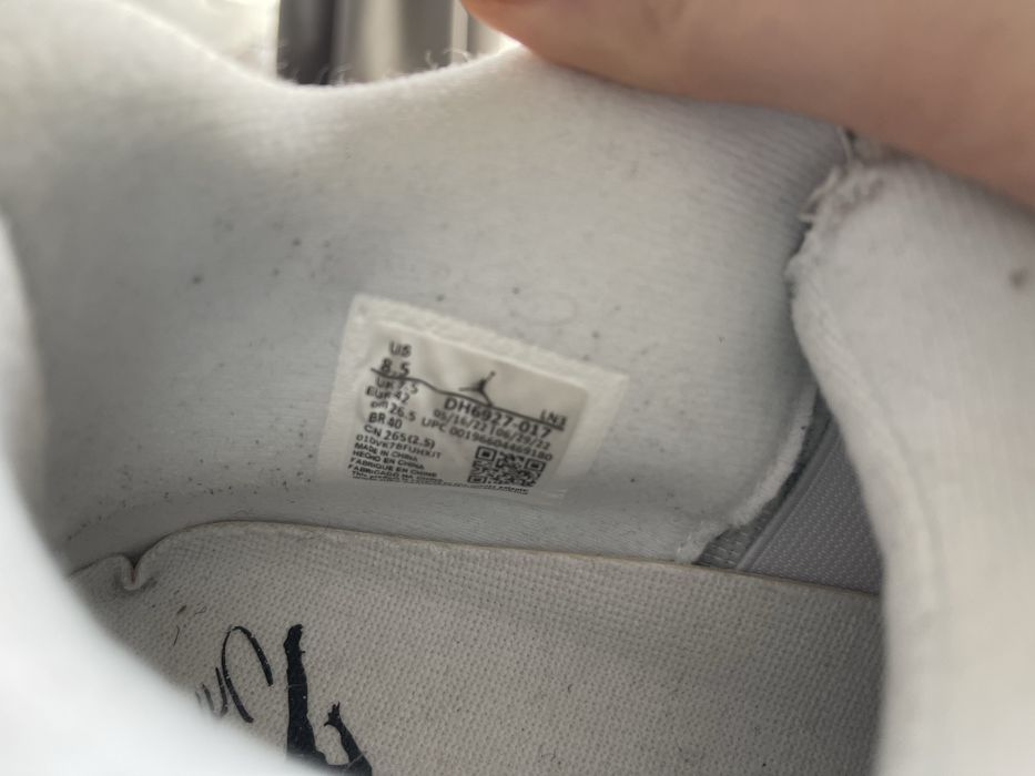 Jordan 4 Frozen Moments