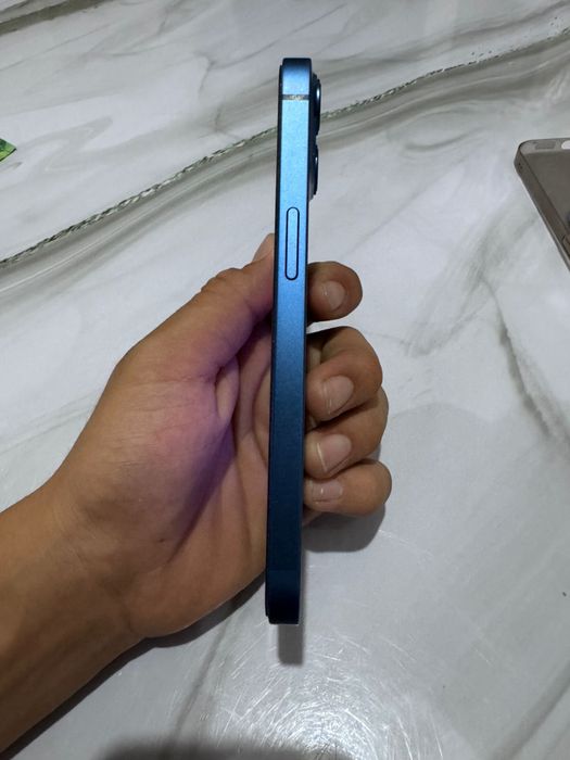 Продам IPhone 13 (128)гб