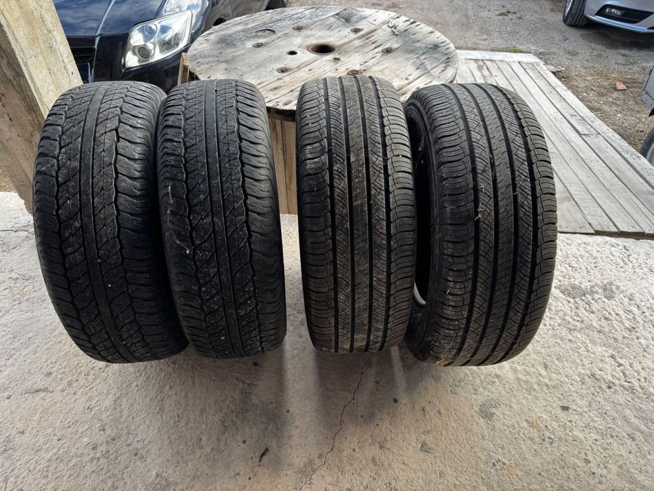 Гуми за джип / пикап