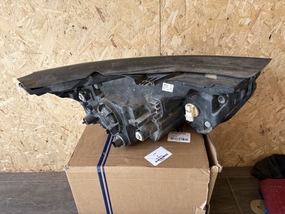 Саненг  Номад фара