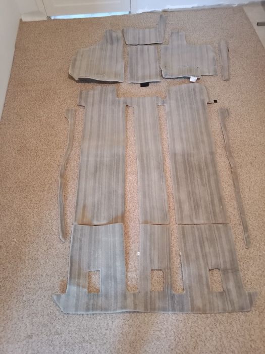 Полик на Tayota Estima