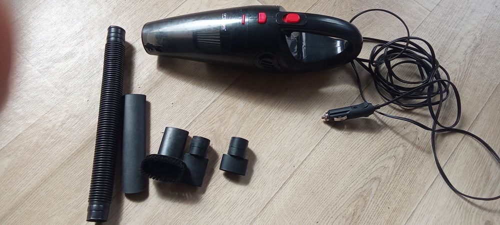 Продаю недорого пылесос авто.