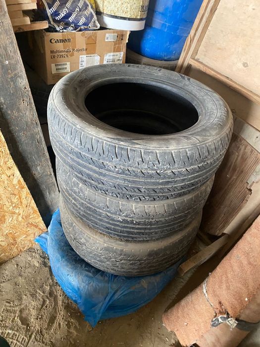 Летние шины 215/60 r16