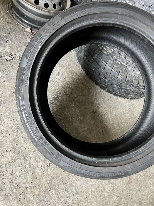 4 anvelope vara 255/35/19 + 225/40/19 , Continental !