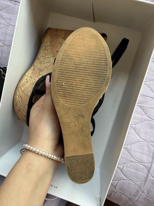 Платформи H&M черни