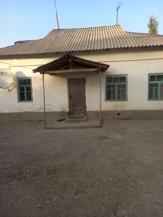 Уй сотилади 5ком