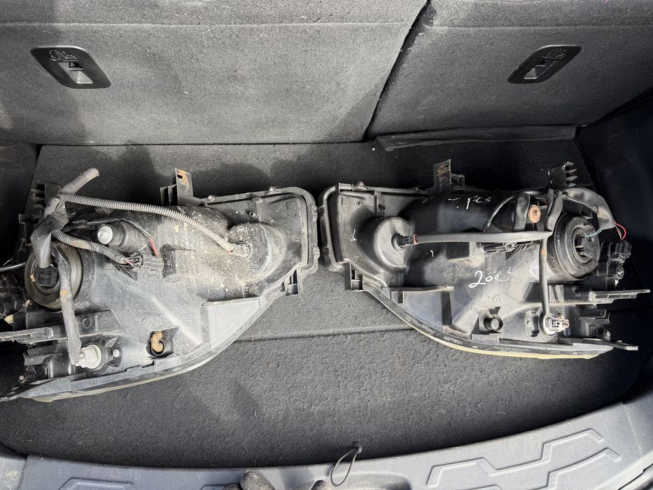 Фарове Nissan X-Trail T31