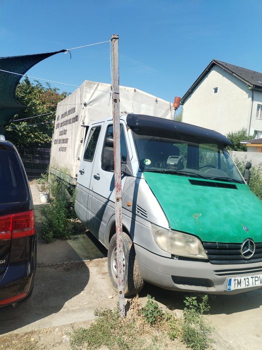 Vînd mercedes sprinter 2001 cu lift 750kg cabină 7 persoane