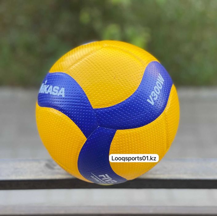 Волейбольный мяч Mikasa V200W оригинал