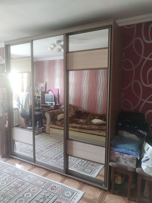 шифонер купе, высота 2.30 ширина 2.10