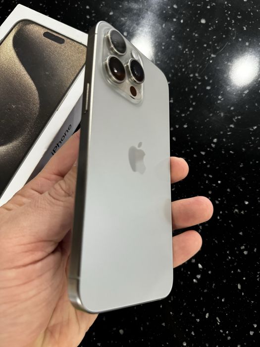 Iphone 15 Pro max на 256 g