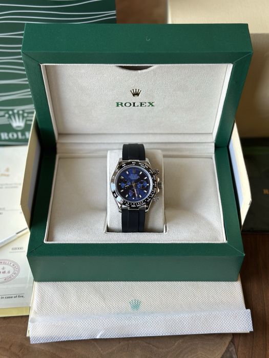 Rolex Daytona Cosmograph Blue Rubber Strap 40mm