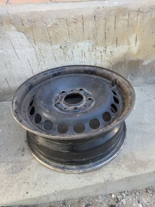 Продам колесо и 4 диска