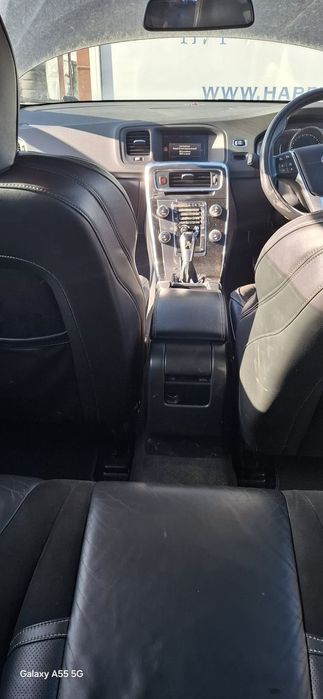 Dezmembrez Volvo V60 D2