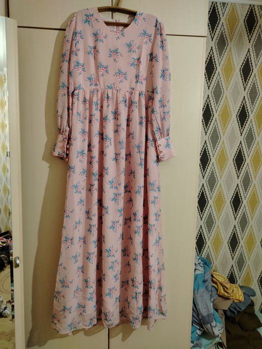 Продаётся вещи почти новые