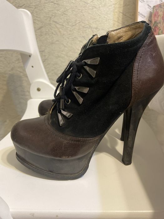 Продам кожаные ботильоны