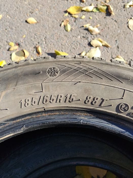 Продам Зимние шины