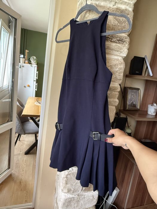 Рокля Zara.