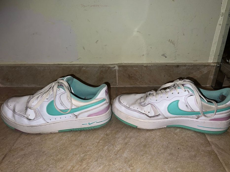 Обувки Nike 42номер