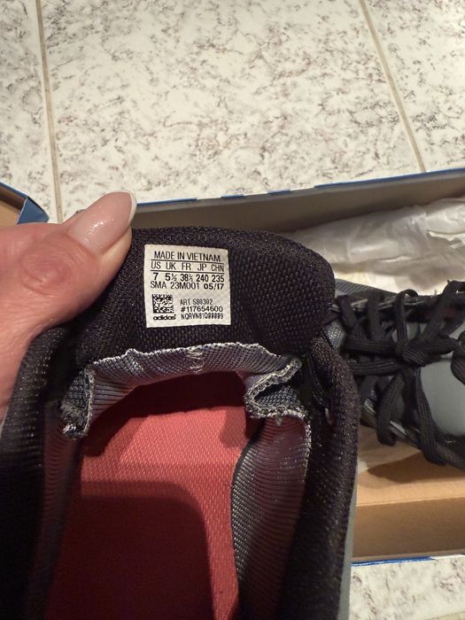 Зимни обувки Adidas