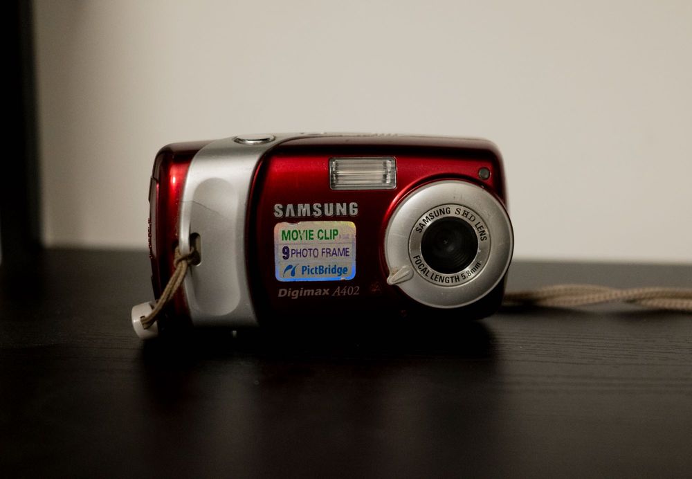 Samsung Digimax A402 - Батерии 2хАА