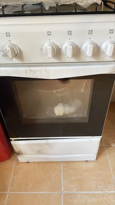 Продам плиту газовую не полной комплектации