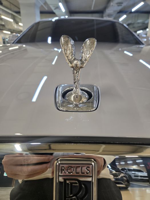 Rolls Royce  GHOST