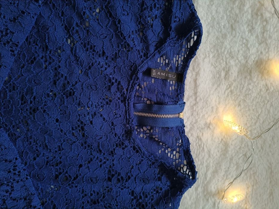 Set 2 top-uri dantelă