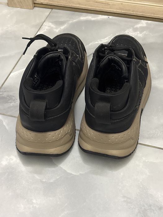 Кроссовки зимние