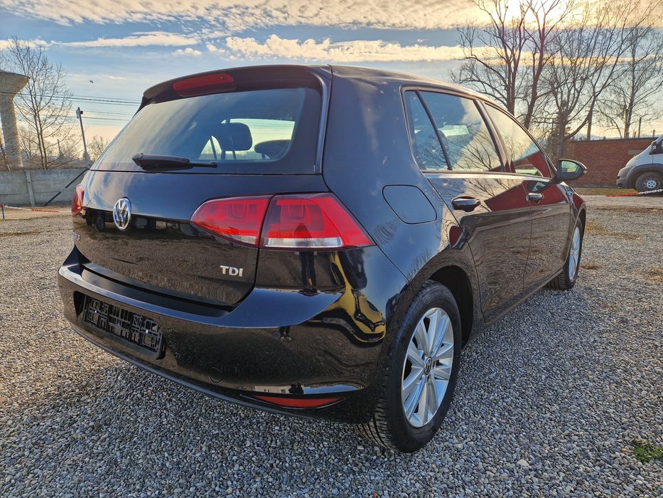 VW Golf VII 1.6 Tdi 2014  Cutie 5+ 1 /  Nr Rosi 30Z / Garanție 12 Luni