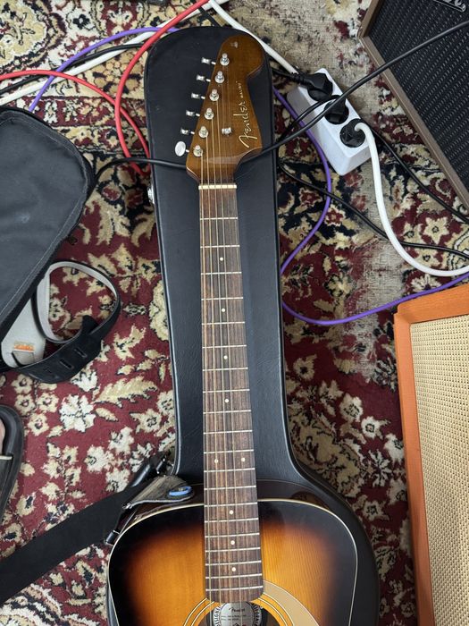 Fender Malibu Player електро-акустична китара