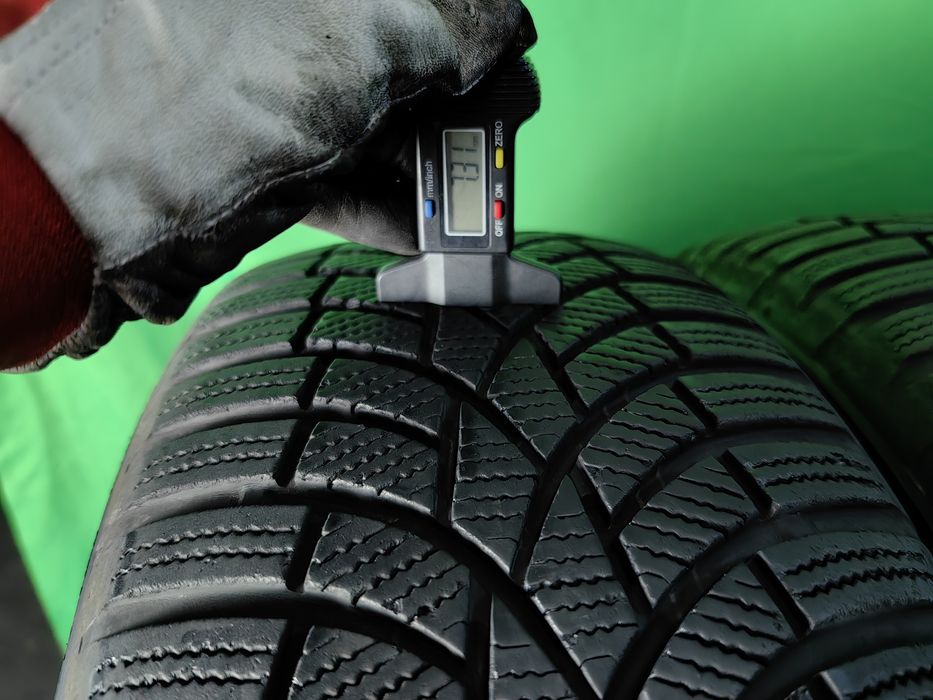 225/60R18 Toyo 2021 7,3mm stare foarte buna