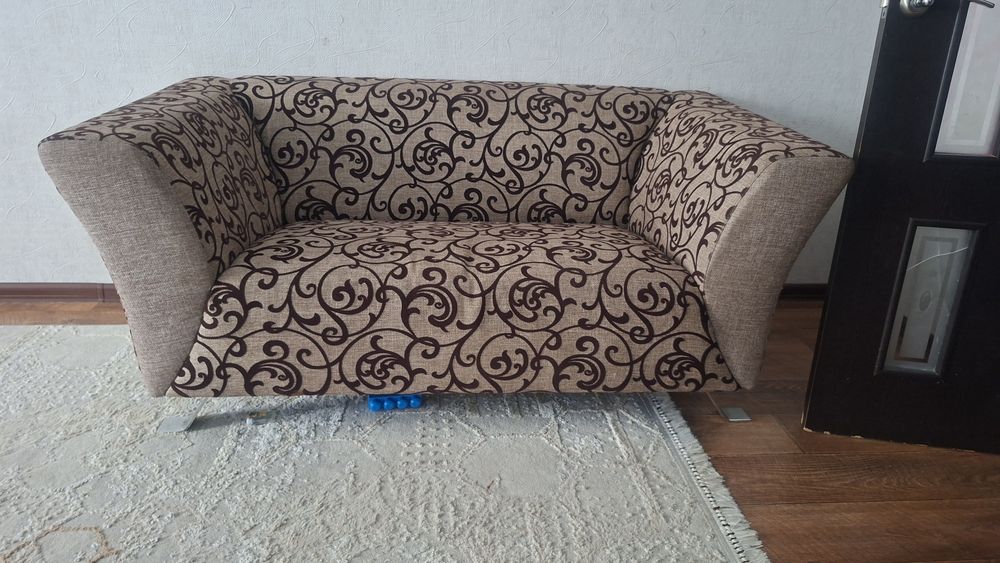 Продаётся мягкий уголок